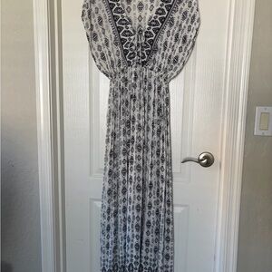 Beach By Exist Black and White Printed Tie-Front Maxi Dress